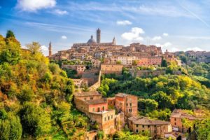 Downtown_Siena_skyline_in_Italy-cm