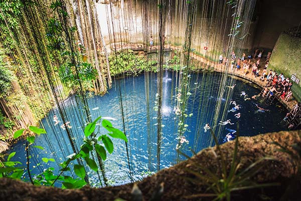 Cenote Ik-Kil, Mexico