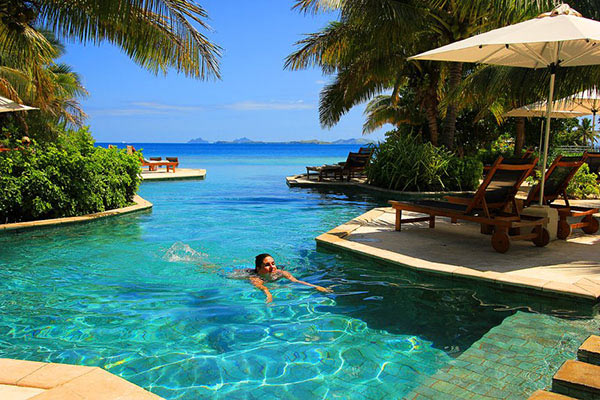 South_Pacific_Fiji_InfinityPool_Swimming