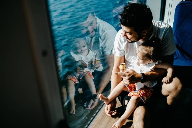 Cruising with Grandkids: Tips for Bridging the Generational Gap at Sea